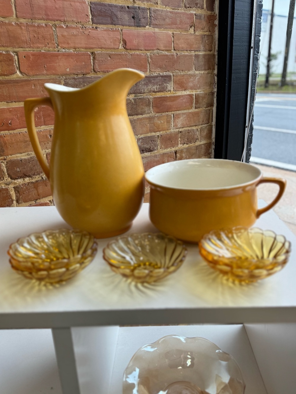 Mid Century Modern‎ Mustard Pottery Pitcher & Bowl with Amber Glass Shell Dishes